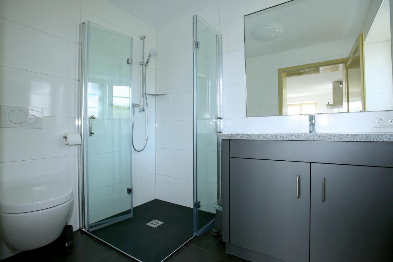 Bahnhof Hohen Mistorf Apartment Екстериор снимка